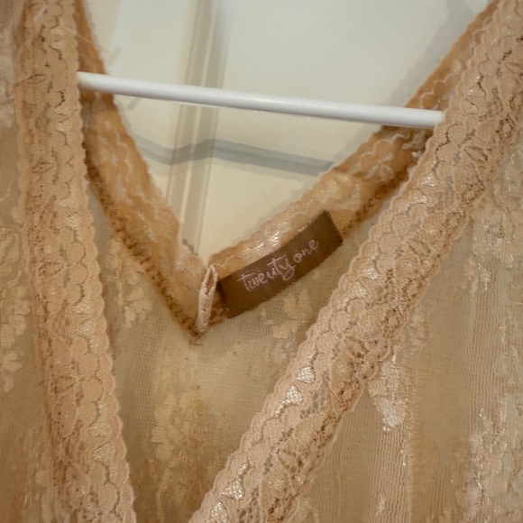 Lace Tank Top - Picture 2 of 5